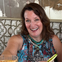 Robyn Hussa Farrell