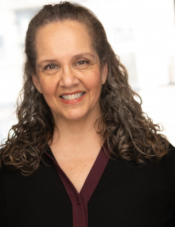 Lisa Dennett